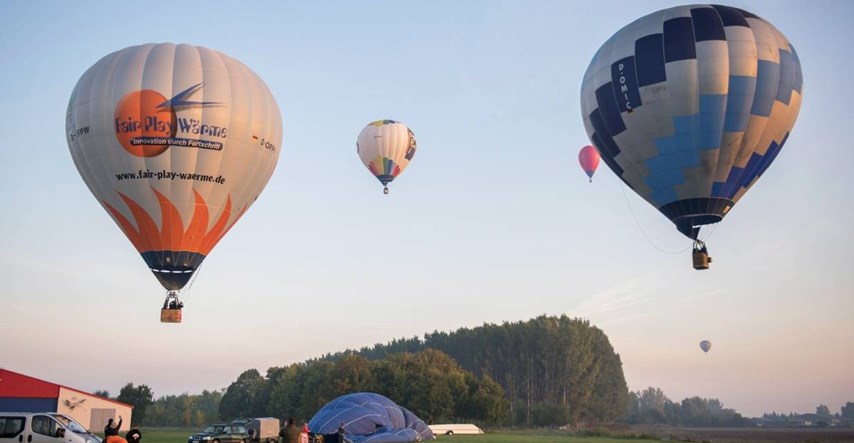 Pilot letećeg balona u SAD-u se zapetljao u opremu, pao s velike visine i umro