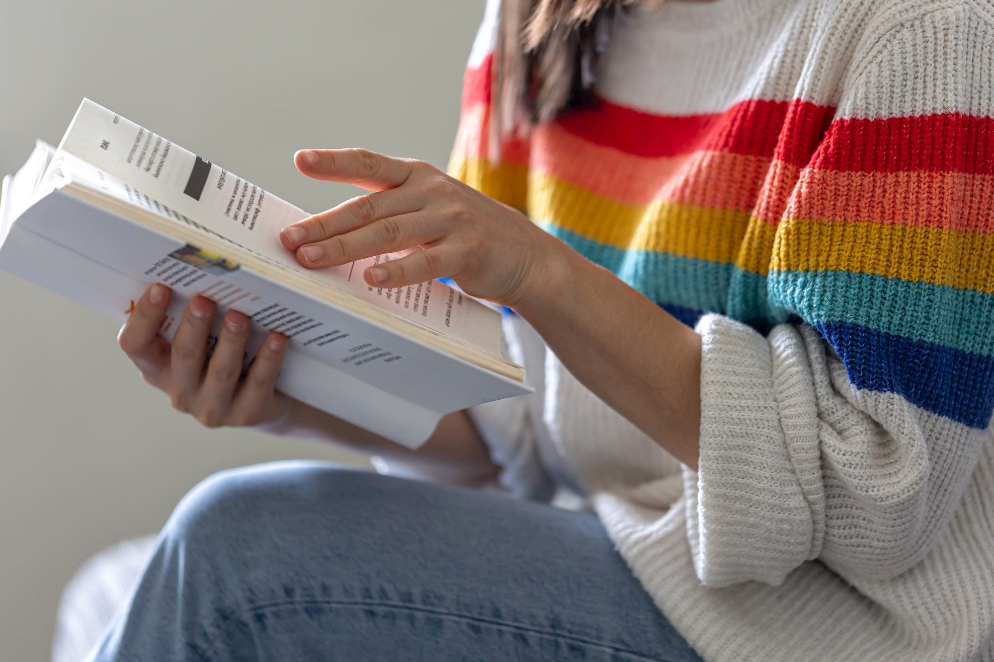 Inkluzivna literatura: U kakvom su odnosu rodna nebinarnost i književnost?