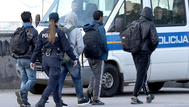 U Istri sletio autom punim turskih migranata, policija ulovila njegovog pomagača