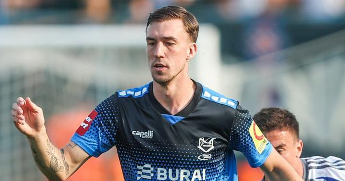 Na zimu je otišao u Dinamo pa se vratio u Varaždin. Potpisao je novi ugovor