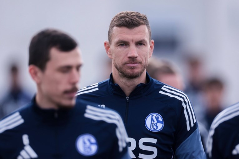 Džeko o dolasku u Schalke: Srce je odlučilo kad sam poslao poruku Nikoli Katiću
