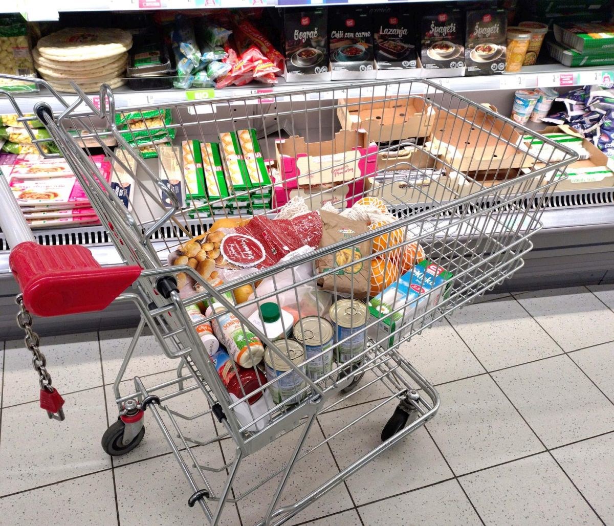 UN: Cijene hrane pale četvrti mjesec zaredom