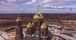 Rusija sagradila veliku katedralu s mozaicima Putina i Staljina