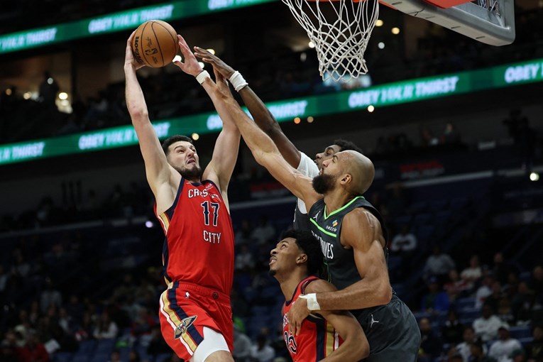 VIDEO Hrvat oduševio zakucavanjem preko jednog od najboljih obrambenih NBA igrača