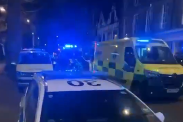 Automobil pokosio pješake u centru engleskog grada. Nekoliko je ozlijeđenih