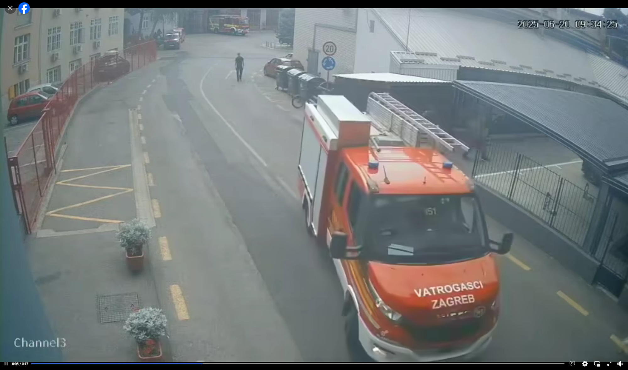 Požar doslovno pred vratima: Zagrebački vatrogasci intervenirali u vlastitom dvorištu