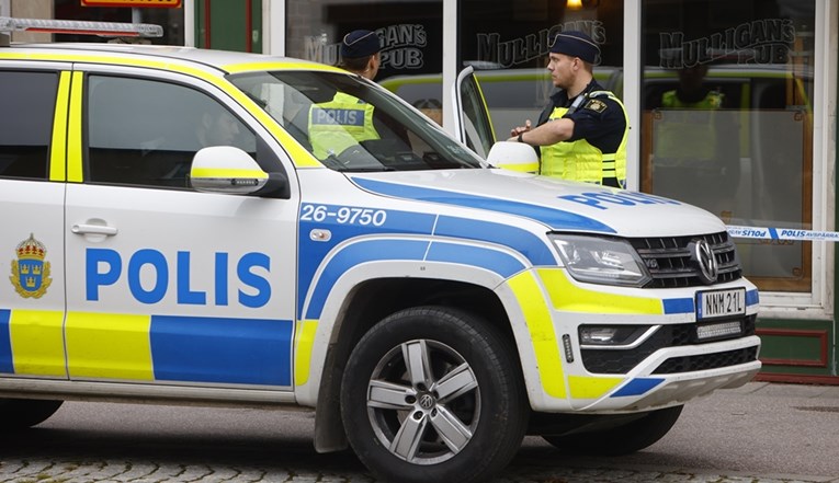 Četiri brata tinejdžera i djevojčica osuđeni za ubojstvo taksista u Švedskoj