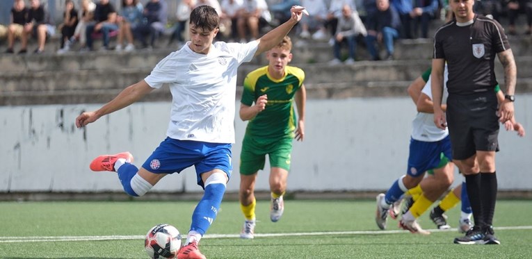 Durdov nije jedini. Još jedan 16-godišnji Bruno na treningu Hajdukove prve momčadi