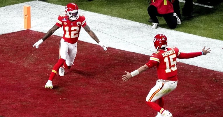 Pogledajte kako je Mahomes pronašao suigrača za touchdown i pobjedu u Super Bowlu