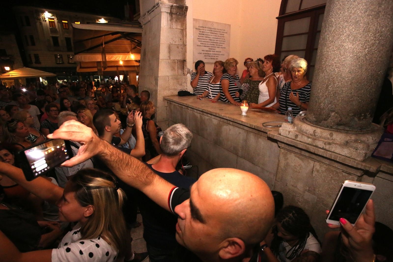 I u Splitu će se večeras pjevati za Olivera
