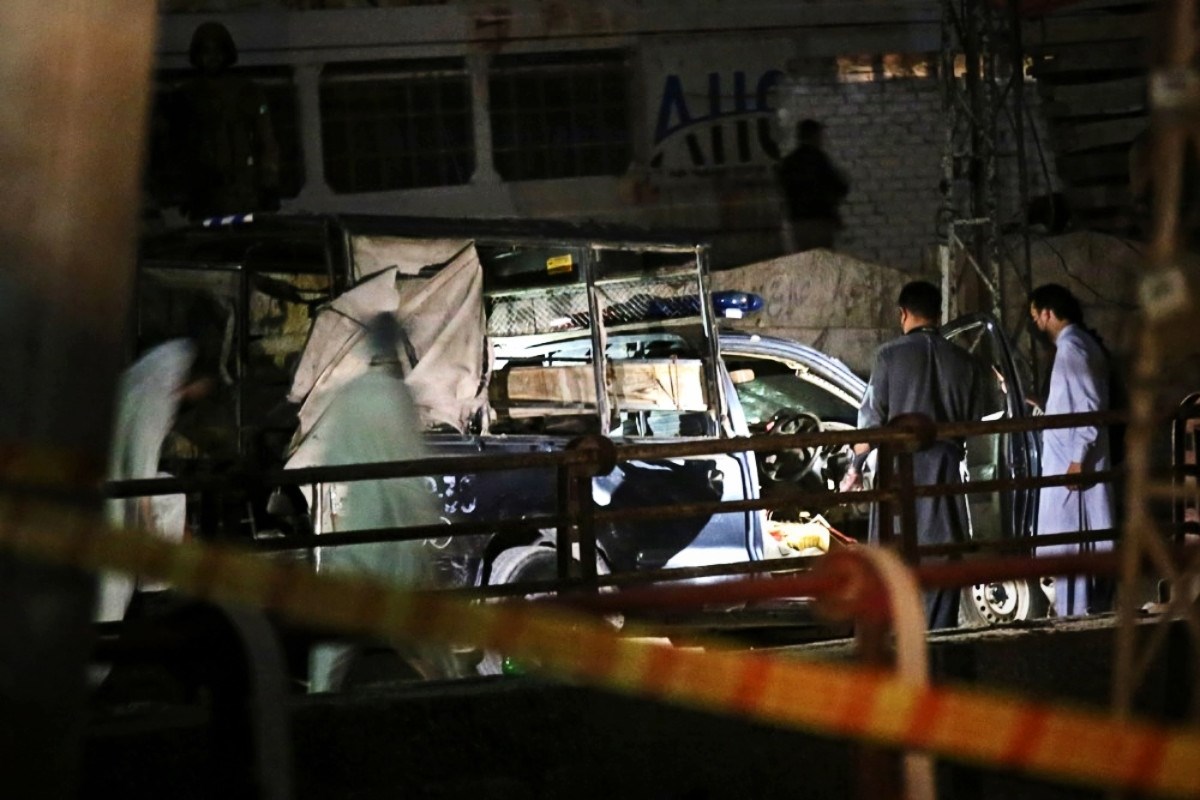 Bombaš samoubojica ubio petero u napadu na vojni autobus u Pakistanu