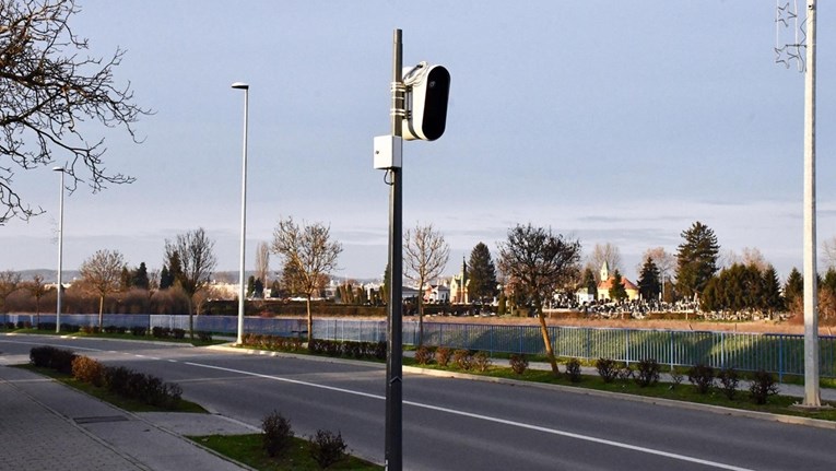 Italija ima nove brutalne kamere na cestama. Evo što love