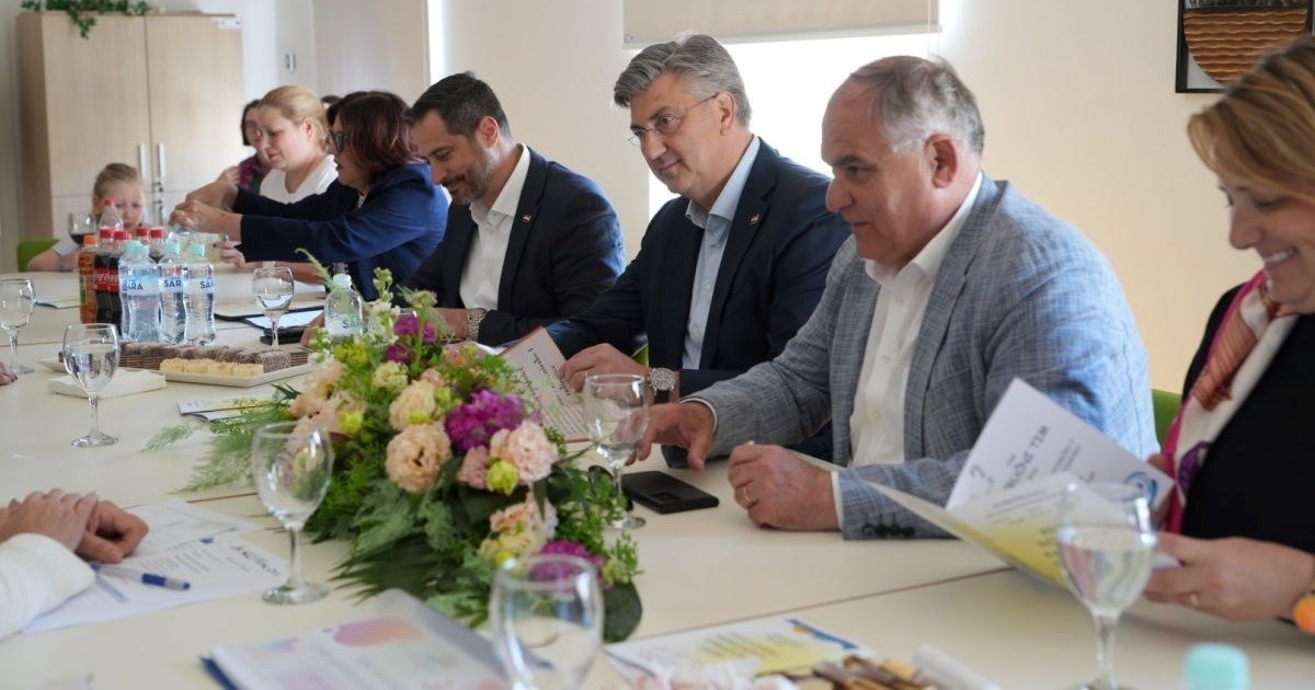 Plenković na Hvaru najavio izmjene Zakona o otocima