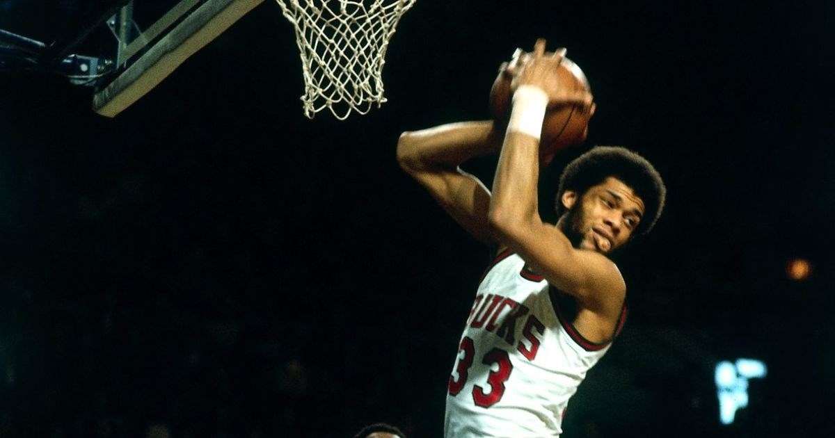 Tukao se s Bruce Leejem i prešao na islam. Jedan je od najvećih košarkaša ikada