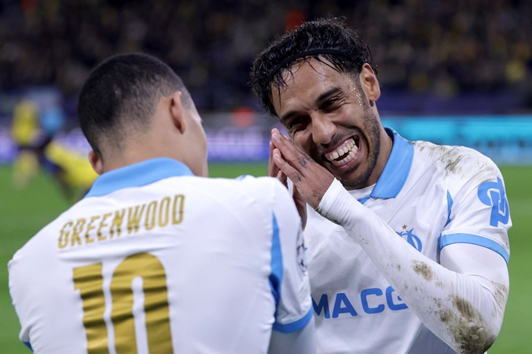 Marseille golom Aubameyanga u 91. minuti preokretom pobijedio Lyon