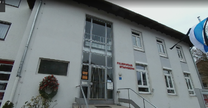 Sto učenika opkolilo policijsku postaju u Bavarskoj kako bi oslobodili kolegu