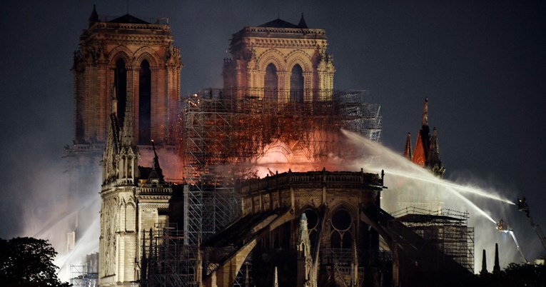 Karantena zaustavila obnovu Notre-Damea godinu dana nakon požara