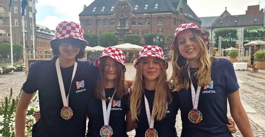 Hrvatske gimnazijalke postigle velik uspjeh na informatičkoj olimpijadi u Švedskoj