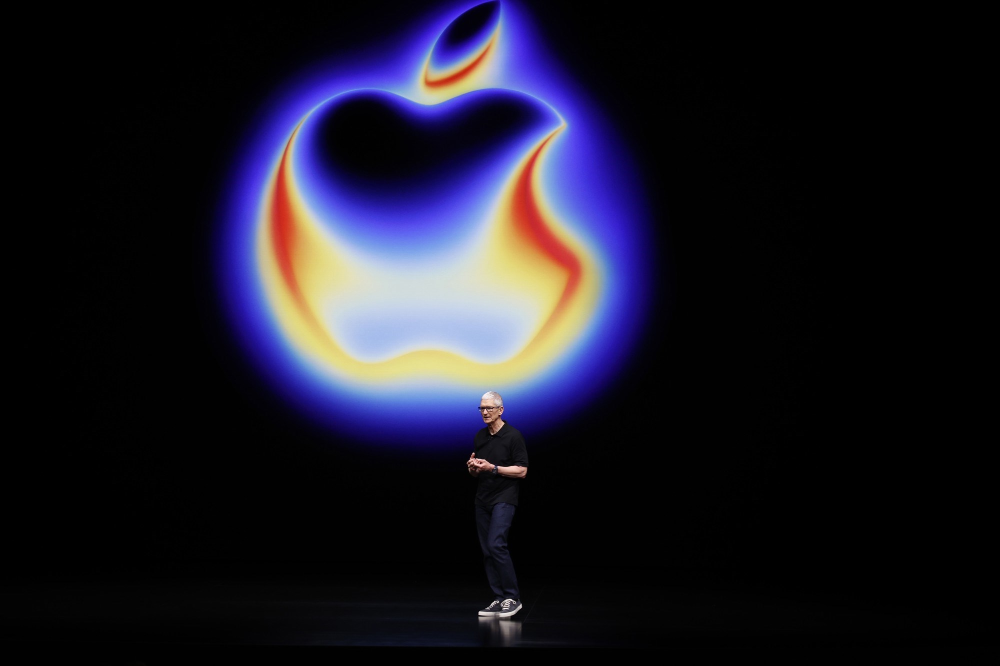 Veliki potresi u Appleu: Odlazi ključni kadar, raste pritisak zbog AI-ja