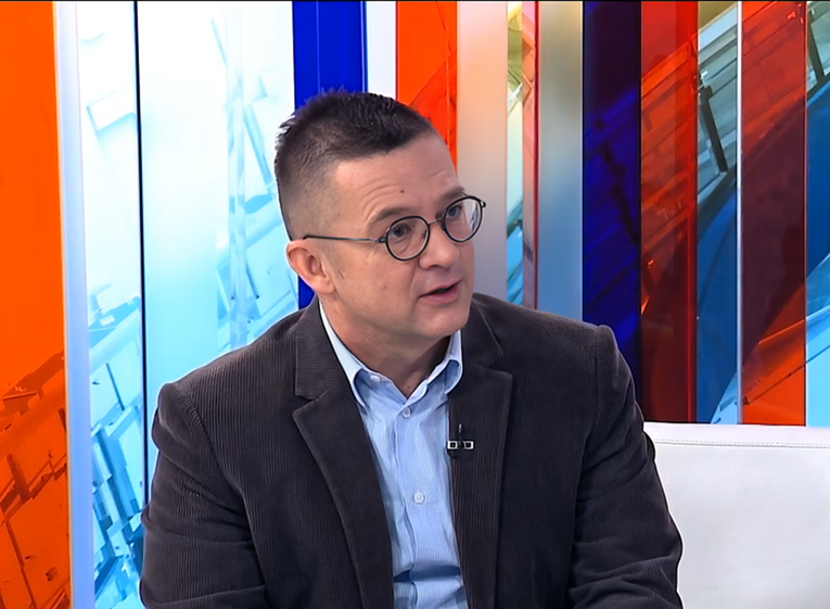 Povjesničar: Vidjet ćemo što će biti s NATO savezom ako će birati između SAD-a i Danske