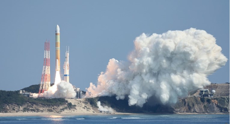 Japan lansira Mjesečev snajper, svemirsku letjelicu kojom želi sletjeti na Mjesec