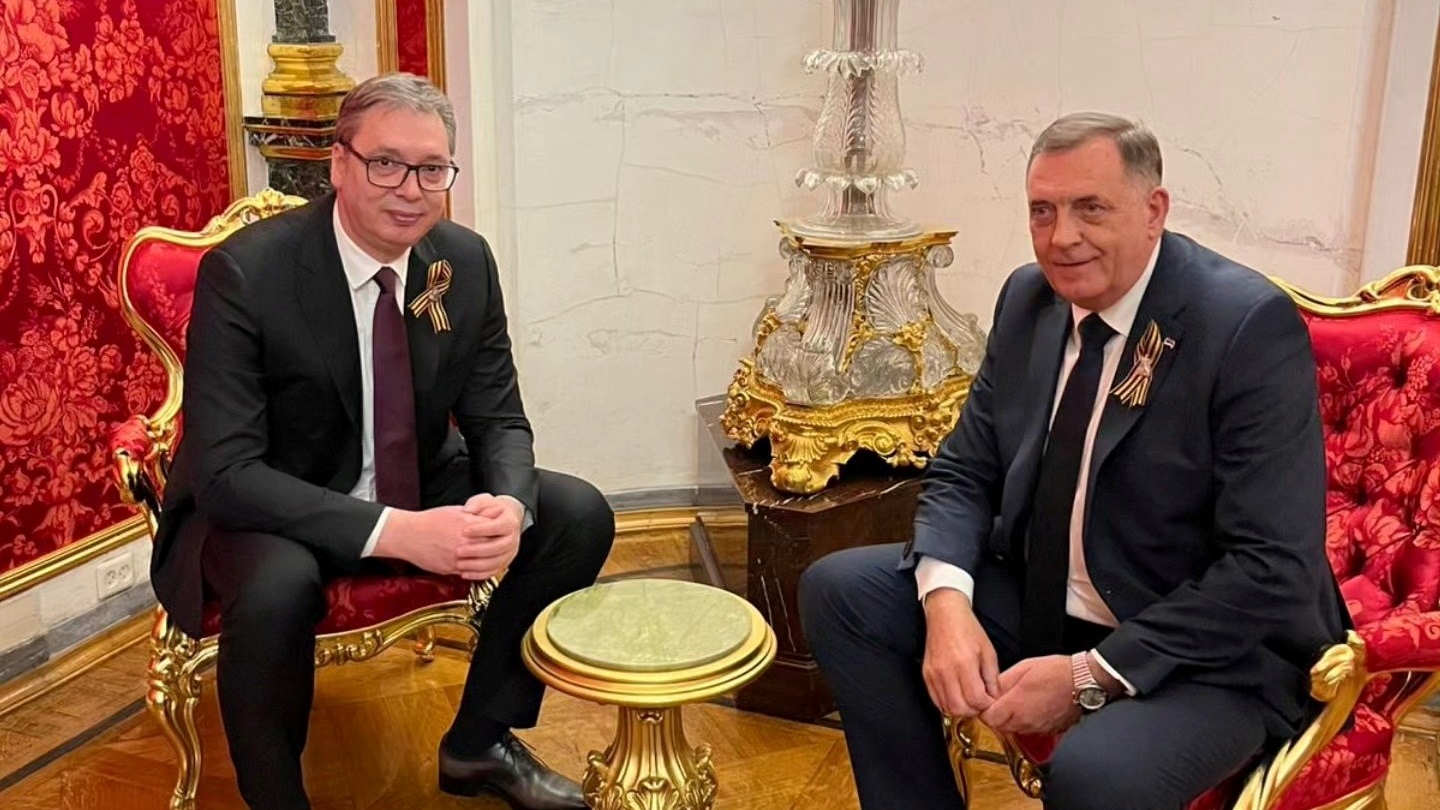 Nije vic, Vučić se u Kremlju sastao s Dodikom
