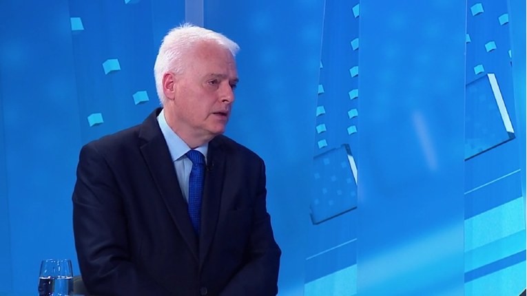 Josipović: Manjine ne bi trebale odlučivati o vladi, to je sistemska pogreška