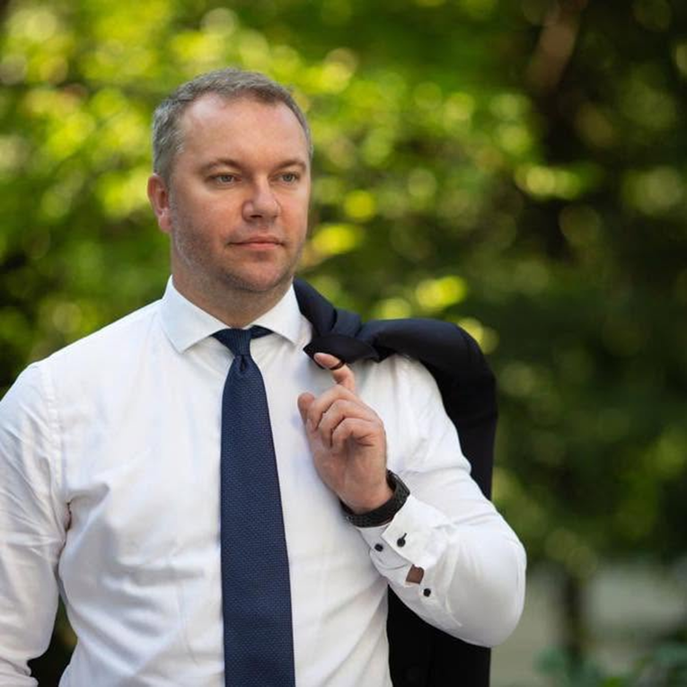 Milijunska pronevjera stranih donacija u Ukrajini. Optužen nekadašnji visoki diplomat