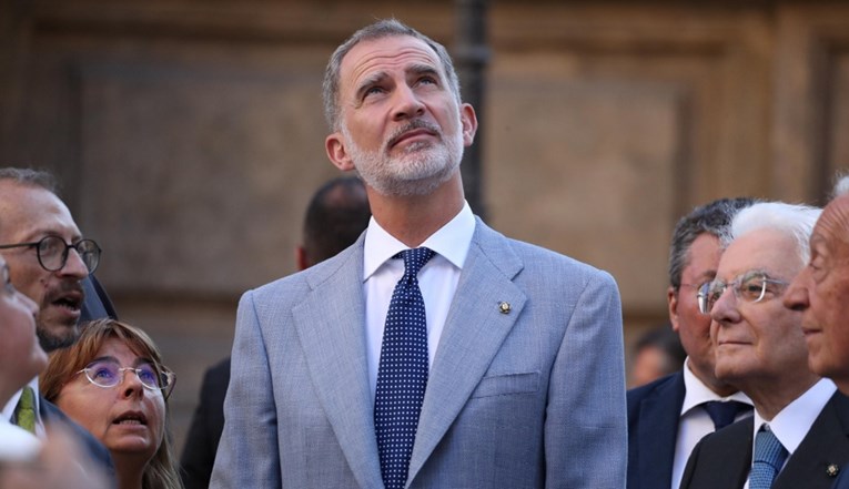 Španjolski kralj: Potrebno je ojačati parlamente diljem Europe