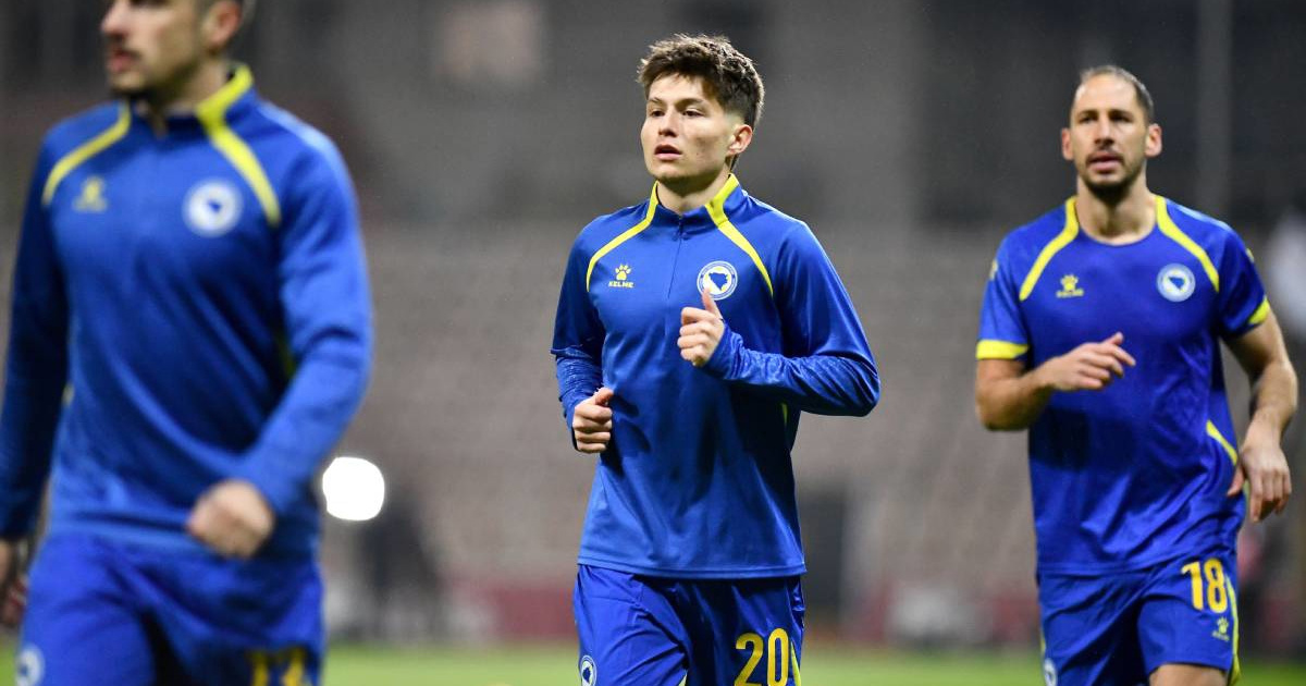 HR transferi: Otkriveno zašto Bajraktarević neće doći u Dinamo. Lovren opet u SHNL-u?
