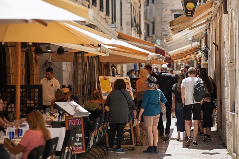 Jako porastao broj stranih turista u travnju, Nijemaca 48% više