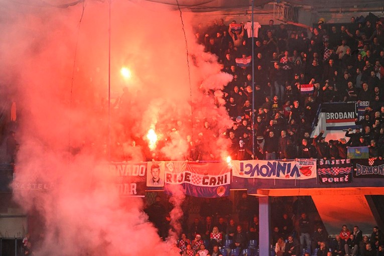 Crnogorci pokrenuli postupak protiv komentatora utakmice Crna Gora - Hrvatska