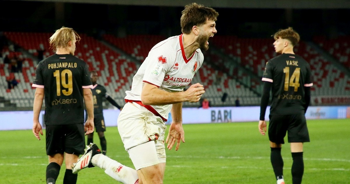 Bivši talent Hajduka zabio u 89. minuti za pobjedu. Pogledajte gol za delirij