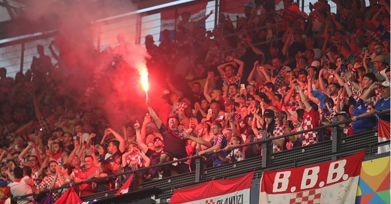 Ovako su hrvatski navijači podržali reprezentaciju u ludoj utakmici u Rotterdamu
