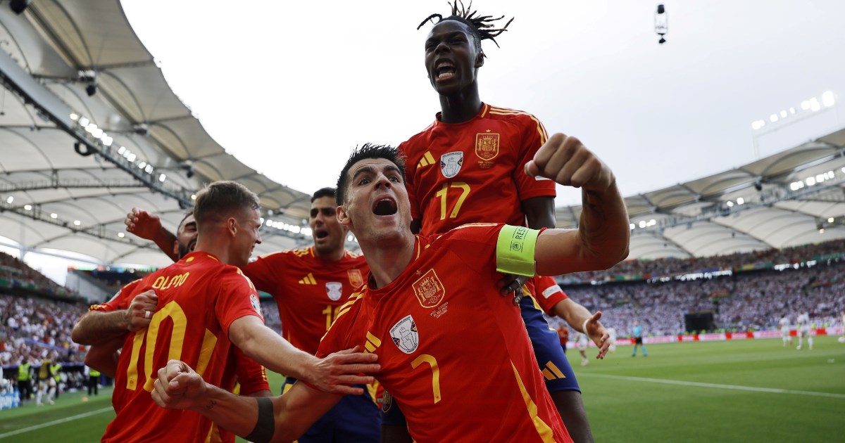 Morati upisan karton zbog kojeg ne bi smio igrati polufinale. Na kraju je poništen