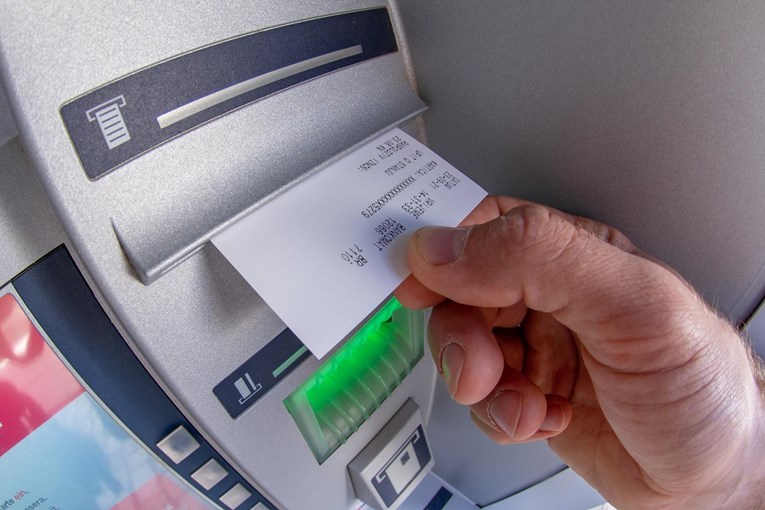 Ministar: Banke nisu pristale na besplatno podizanje novca na drugim bankomatima