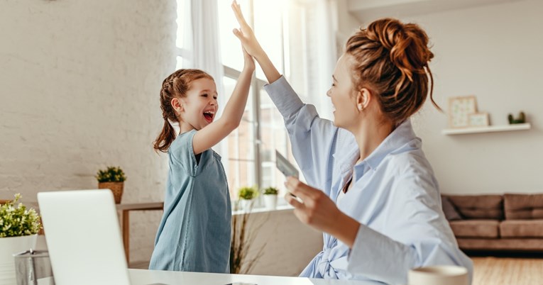 Lako i efikasno: Pravilo tri minute koje bi svaki roditelj trebao primjenjivati