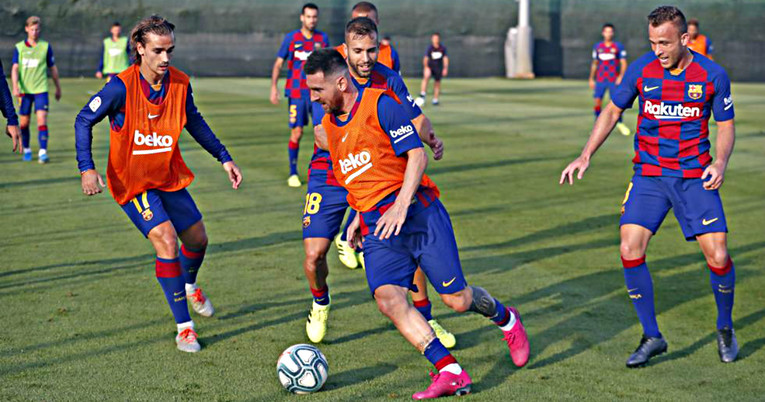 Barca s novom napadačkom trojkom protiv Valencije