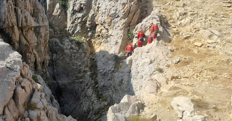 Američki speleolog u Turskoj izvučen na dubinu od 700 metara