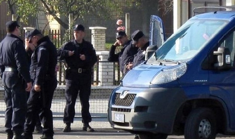 U Beogradu u stanovima nađeno šest leševa, neki bili skroz raspadnuti