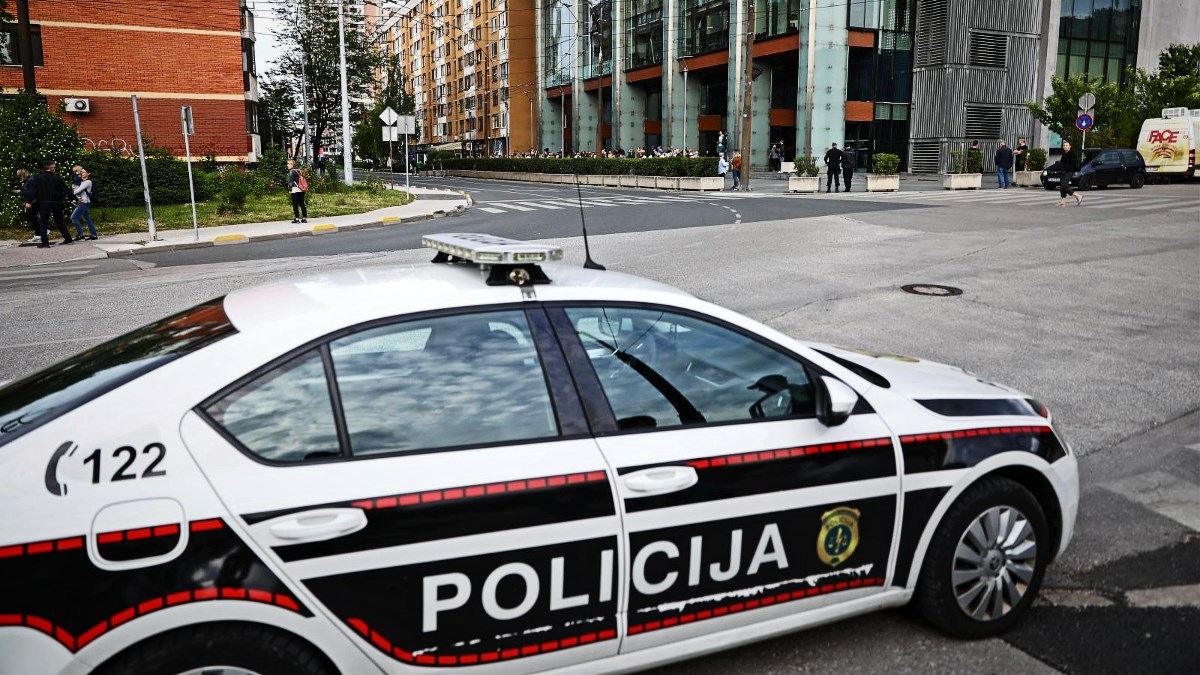 Velika akcija policije u Sarajevu, među uhićenima je i policajac
