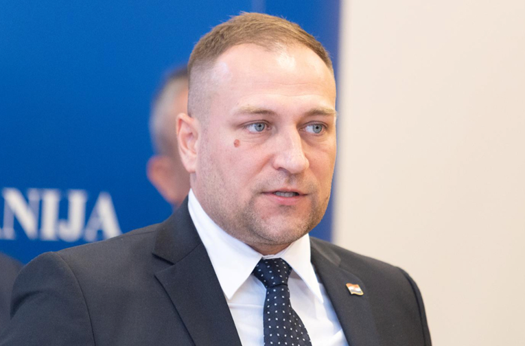 Stočari uskoro dobivaju potpore. 100 eura po grlu, 1800 eura za uginule životinje