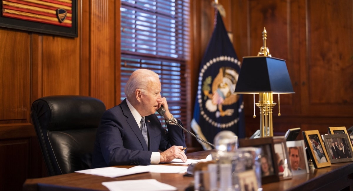 Biden i Putin razgovarali o Ukrajini, ruska strana kaže da je zadovoljna pregovorima