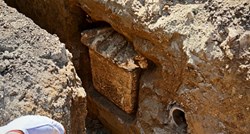 FOTO U Vinkovcima pronađen kameni sarkofag iz rimskog doba