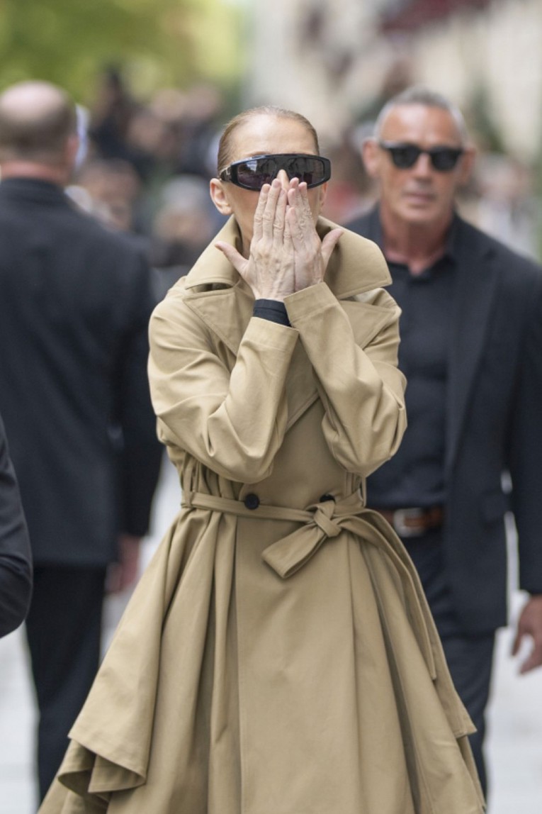 Celine Dion nakon dvije godine ponovno pred fanovima, prizori iz Pariza mnoge dirnuli