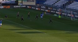 VIDEO Bivši golman Dinama oduševio dvjema sjajnim obranama u samo par sekundi