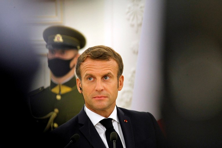 Macron: EU treba surađivati s Rusijom zbog mira u Europi