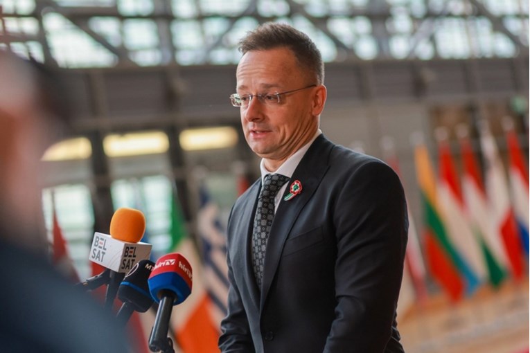 Mađarski ministar priznao da je zvao Lavrova tijekom ključnih sastanaka EU-a