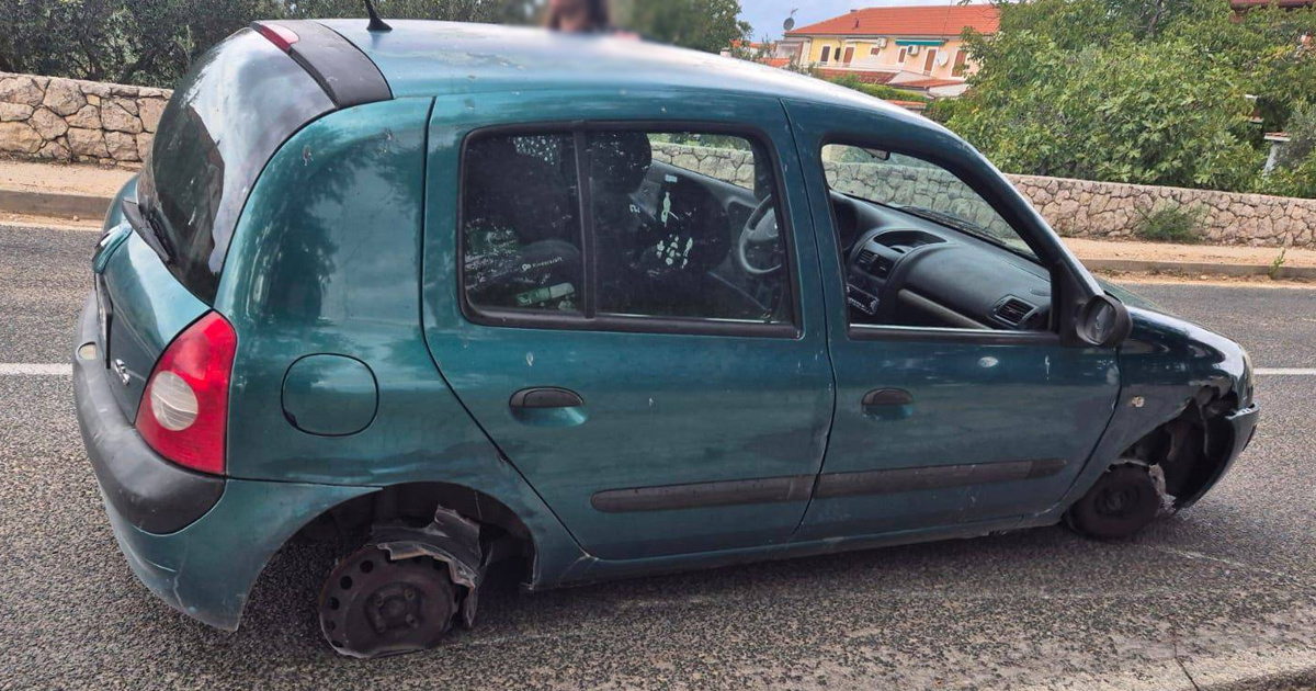 Žena koja je kod Šibenika vozila bez guma bila je pijana i drogirana