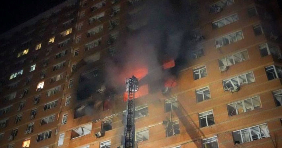 Dron pogodio neboder u Odesi. Poginuo bračni par